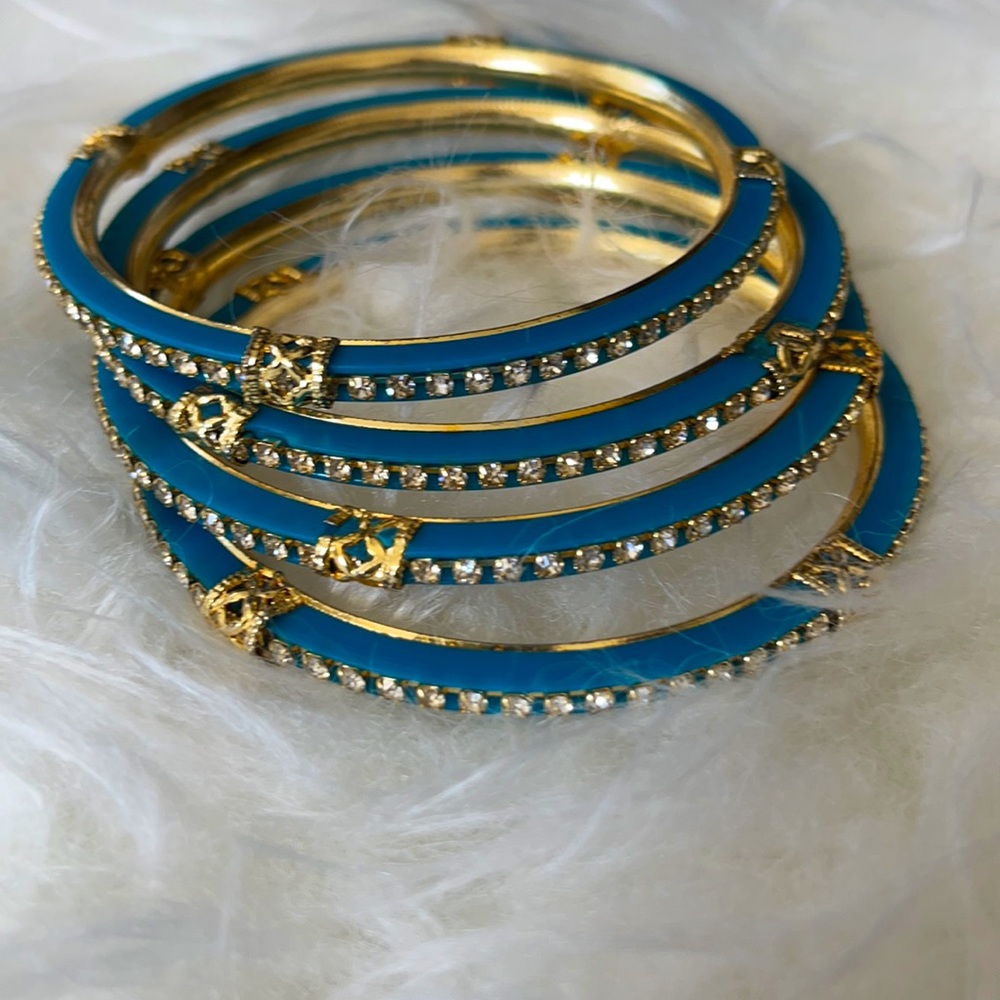Pretty blue bangles 4 ✨